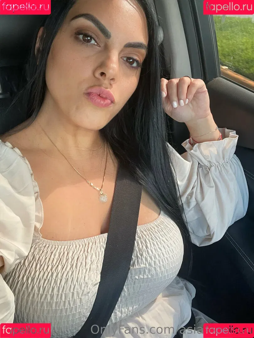 asiankrystal Onlyfans Photo Gallery 