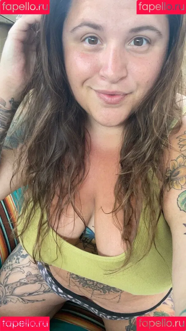 HandfulHeather Onlyfans Photo Gallery 