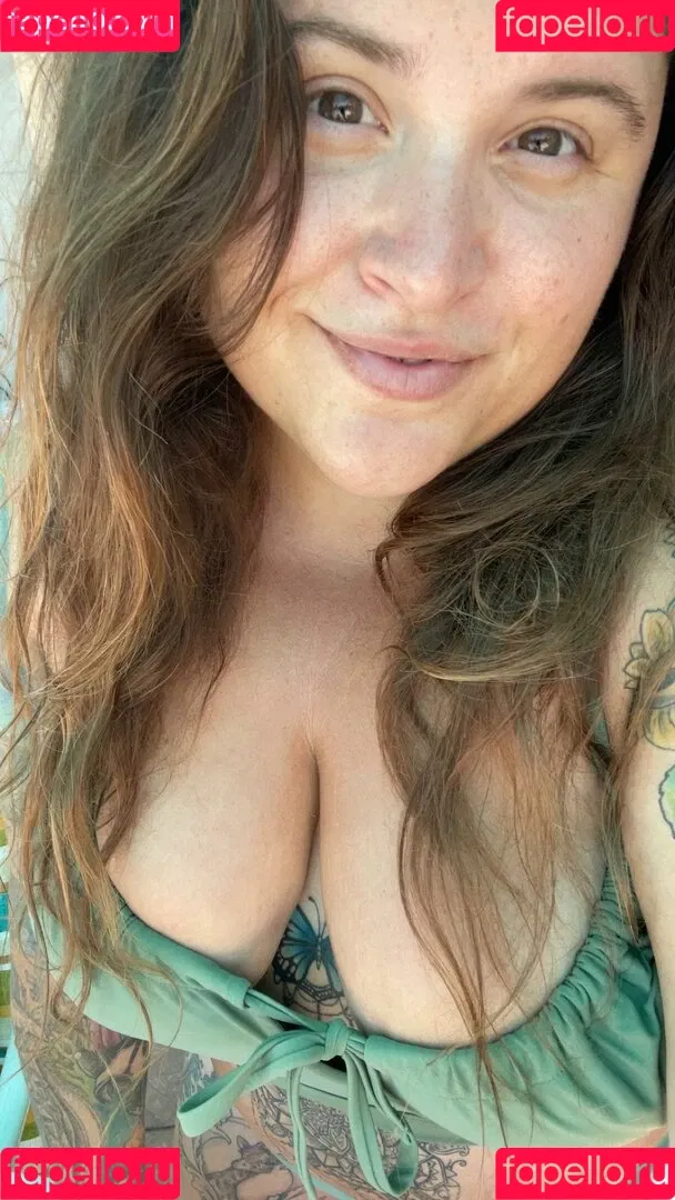 HandfulHeather Onlyfans Photo Gallery 