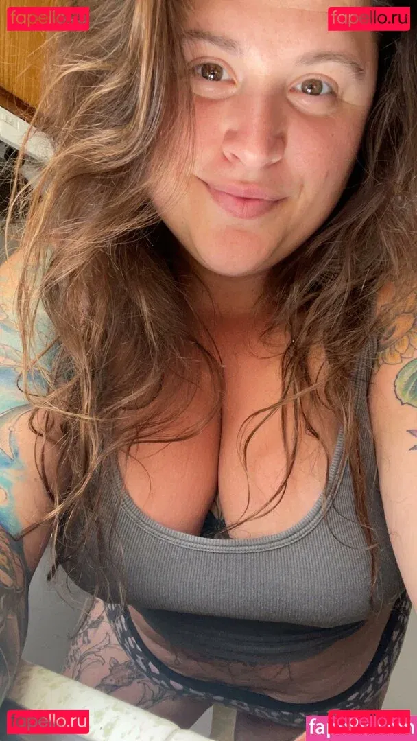 HandfulHeather Onlyfans Photo Gallery 