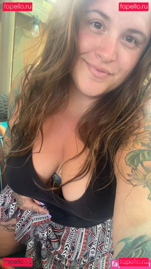 HandfulHeather Onlyfans Photo Gallery 