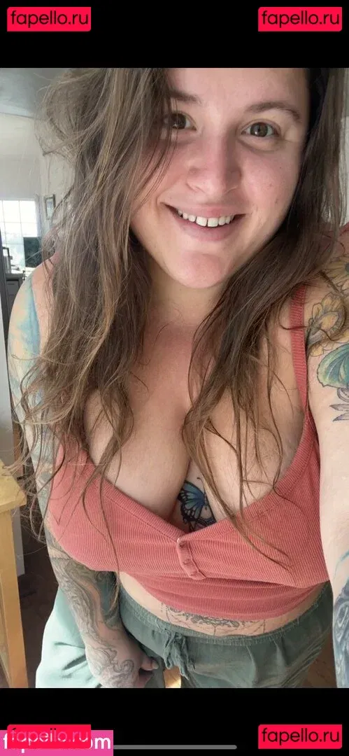 HandfulHeather Onlyfans Photo Gallery 