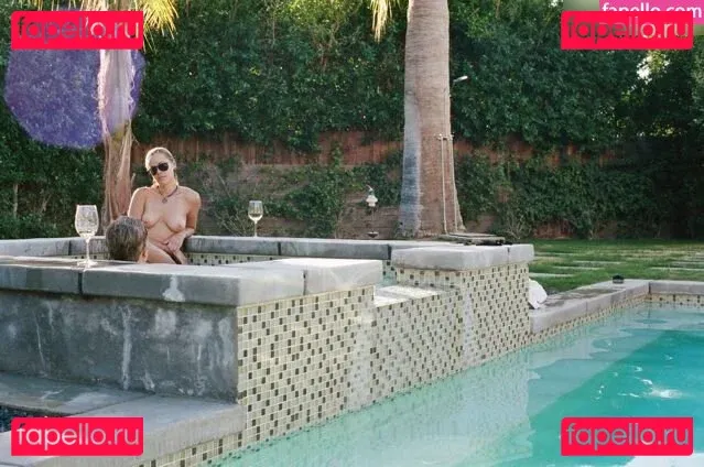 Likamoon Onlyfans Photo Gallery 