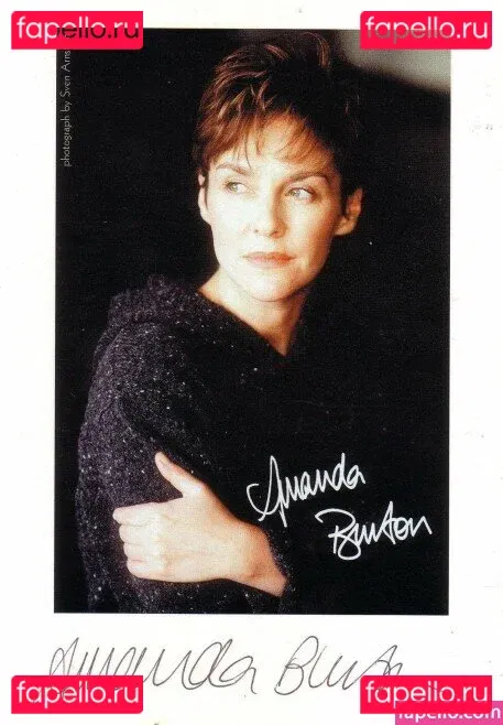 Amanda Burton Onlyfans Photo Gallery 