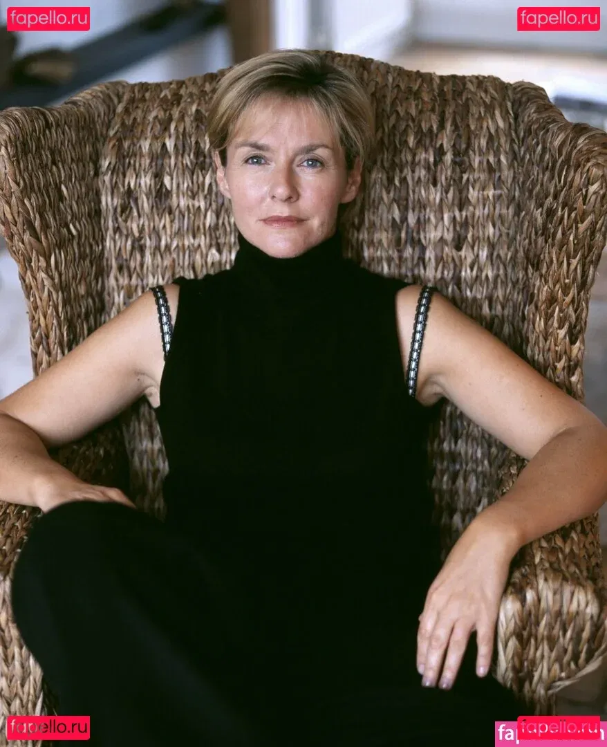 Amanda Burton Onlyfans Photo Gallery 