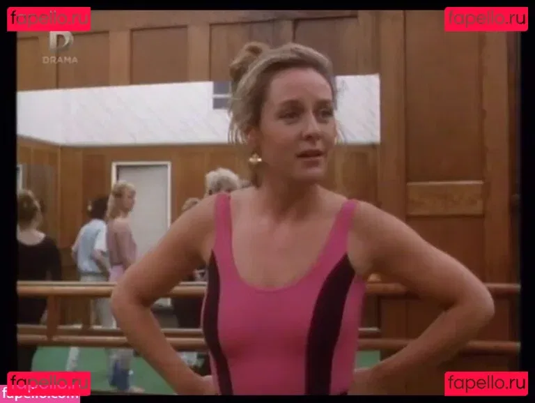 Amanda Burton Onlyfans Photo Gallery 