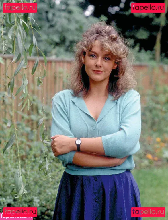 Amanda Burton Onlyfans Photo Gallery 