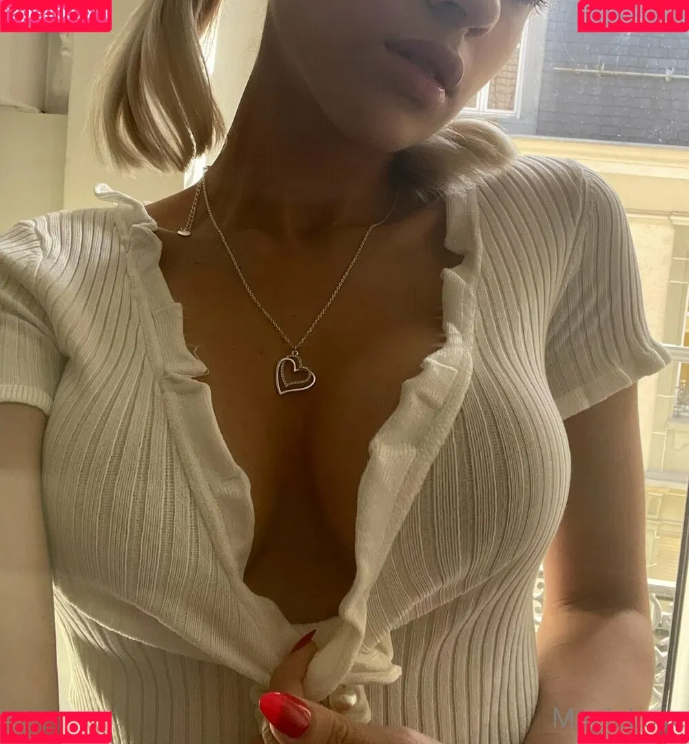 magielove Onlyfans Photo Gallery 