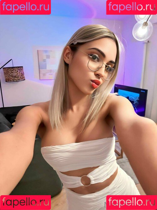 magielove Onlyfans Photo Gallery 