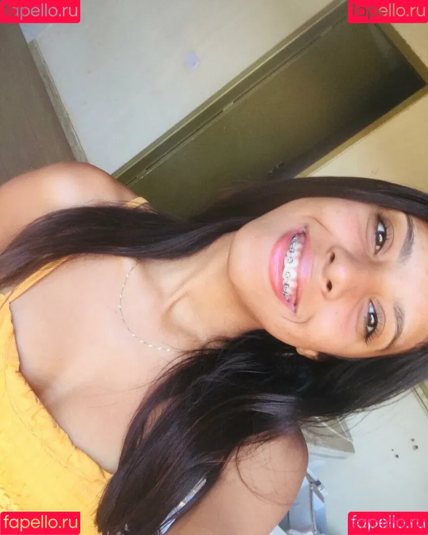 Maria Gabriela Onlyfans Photo Gallery 