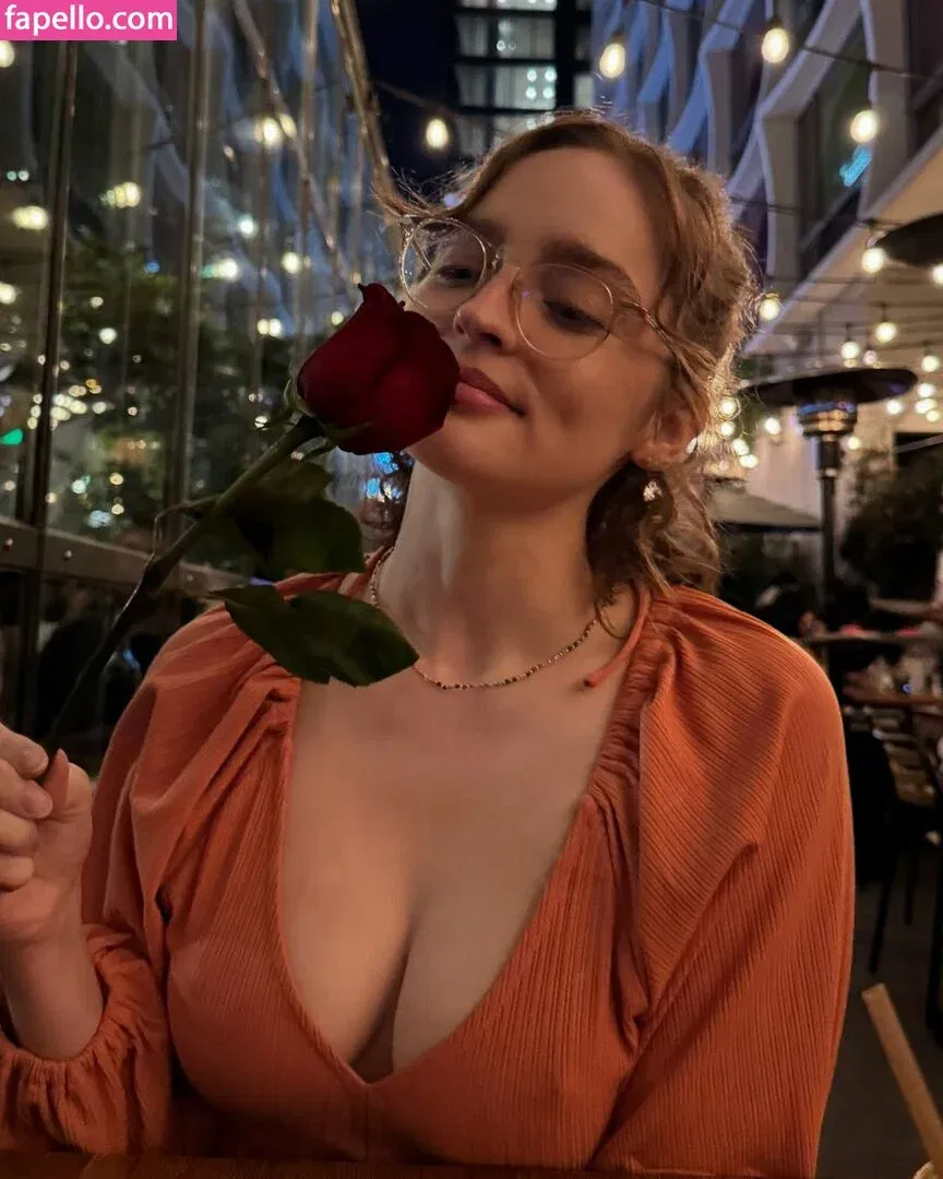 Mary Moody Onlyfans Photo Gallery 