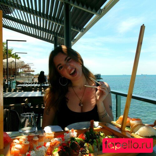 Martina Peach Onlyfans Photo Gallery 