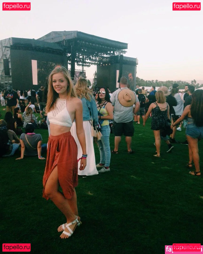 Annalisa Cochrane Onlyfans Photo Gallery 