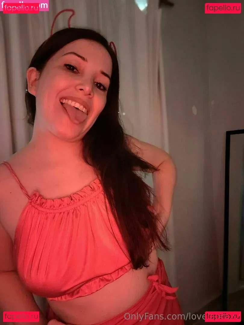 lovelaura22 Onlyfans Photo Gallery 