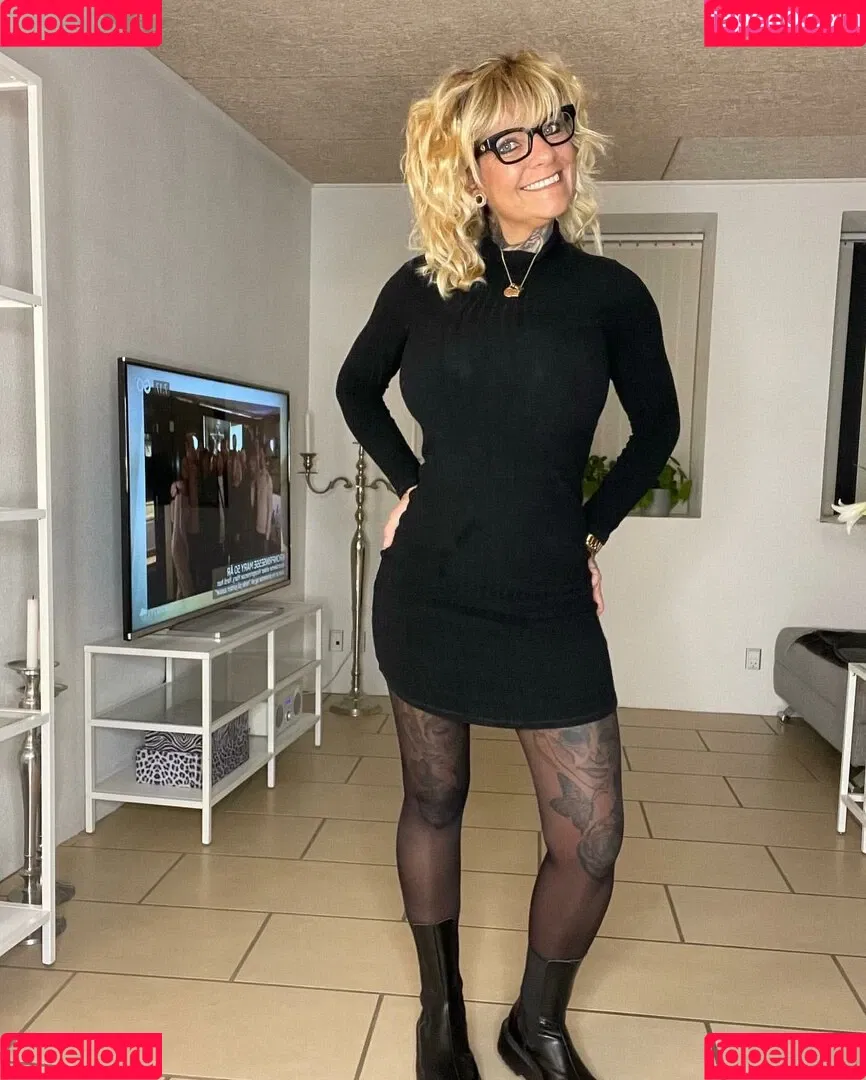 Winnie Nielsen Onlyfans Photo Gallery 
