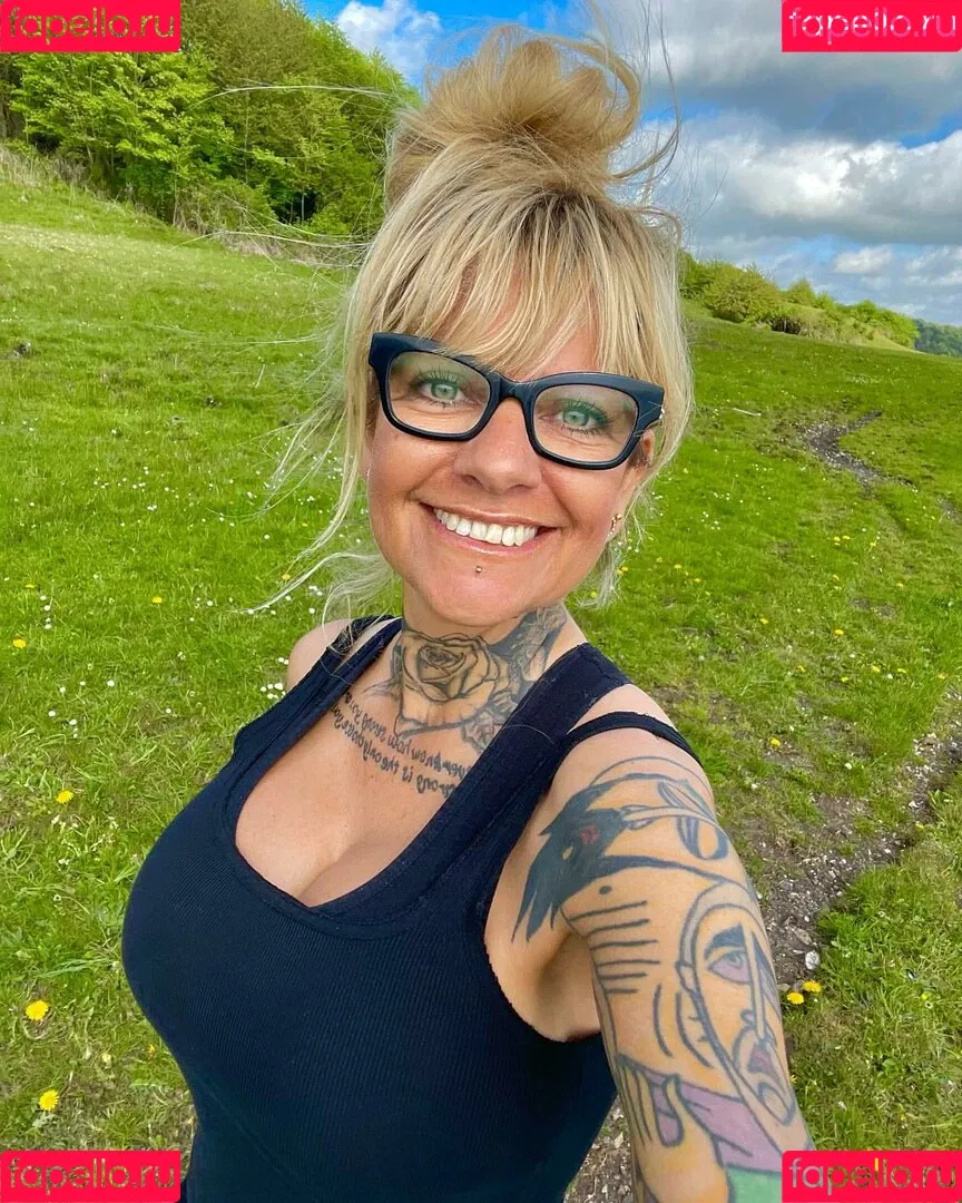 Winnie Nielsen Onlyfans Photo Gallery 