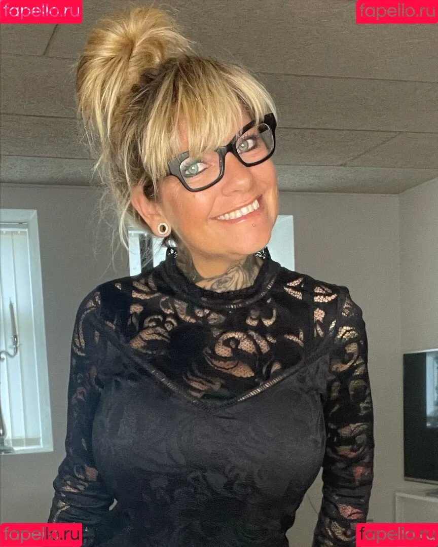 Winnie Nielsen Onlyfans Photo Gallery 