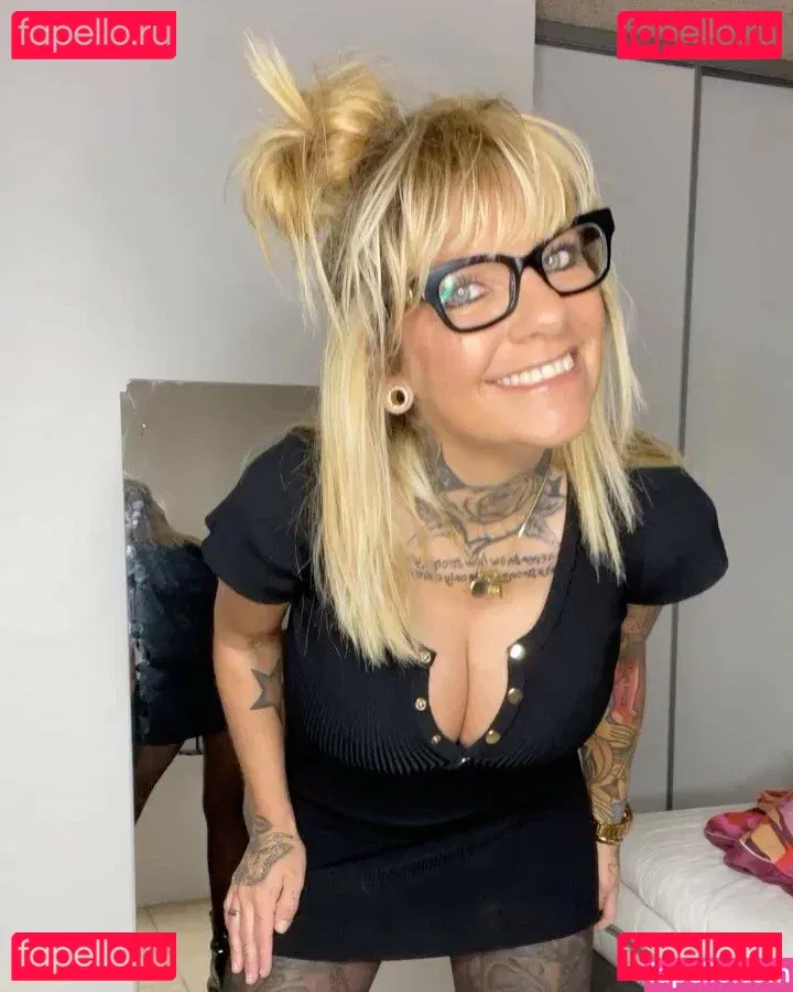 Winnie Nielsen Onlyfans Photo Gallery 