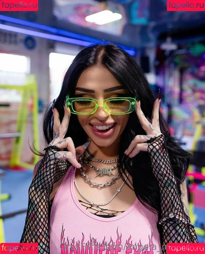 Angela Mazzanti Onlyfans Photo Gallery 