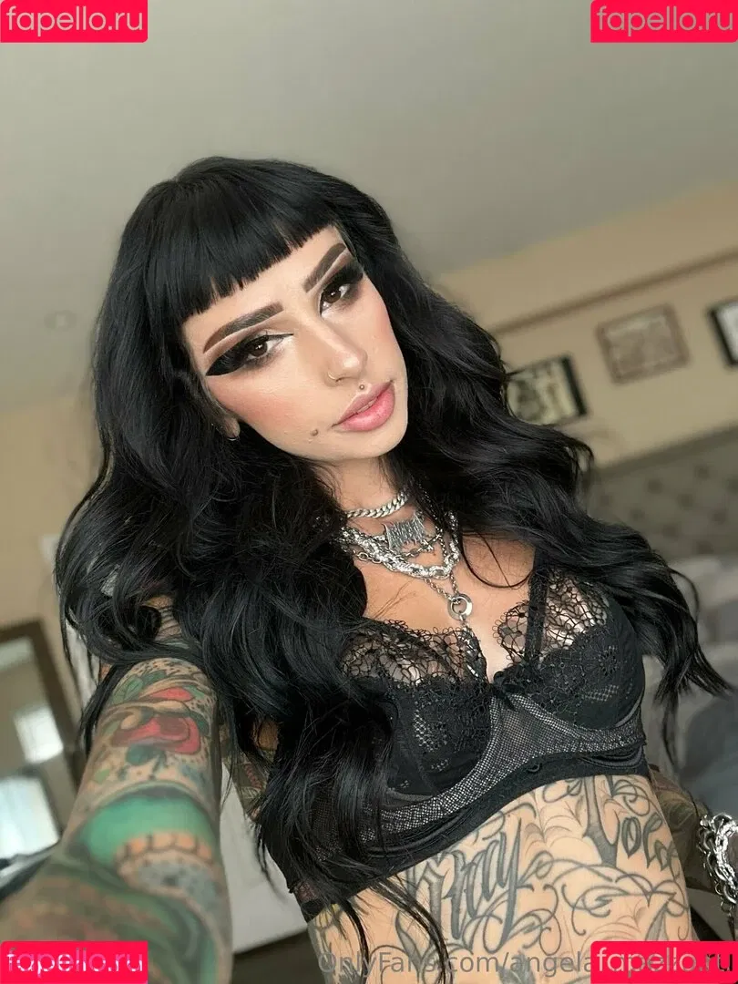 Angela Mazzanti Onlyfans Photo Gallery 