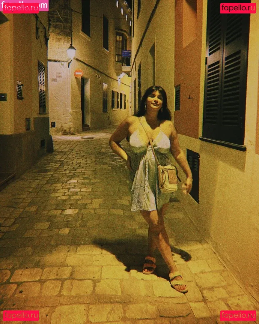 Giulia Costa Onlyfans Photo Gallery 