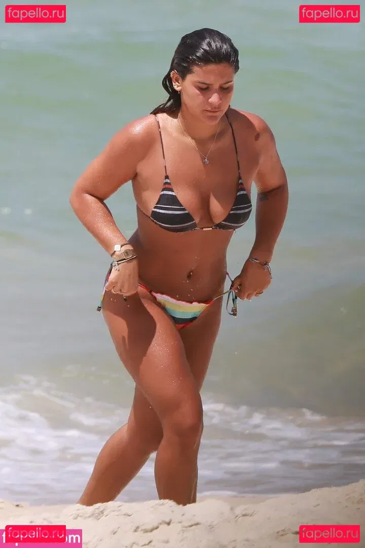 Giulia Costa Onlyfans Photo Gallery 