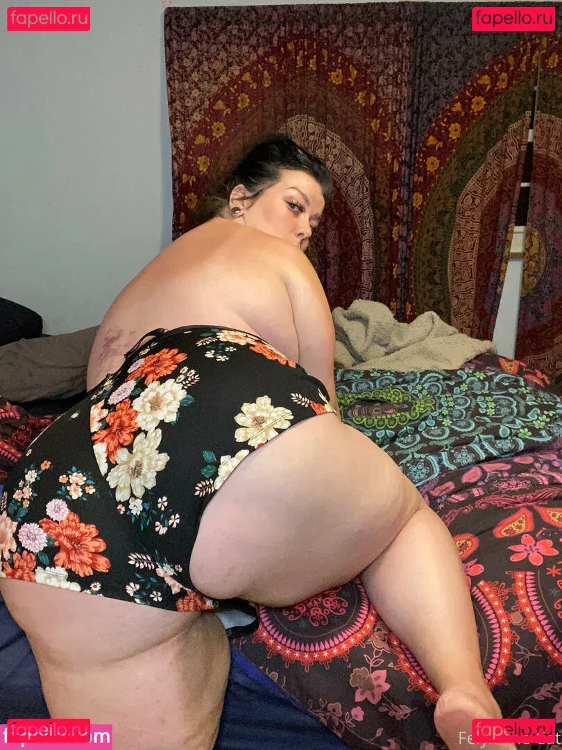 felyxthecat Onlyfans Photo Gallery 