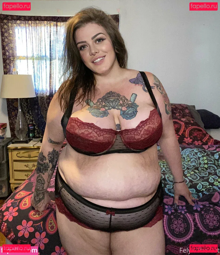 felyxthecat Onlyfans Photo Gallery 