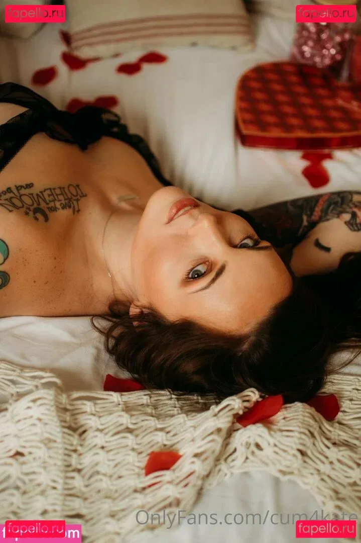 cum4kate Onlyfans Photo Gallery 