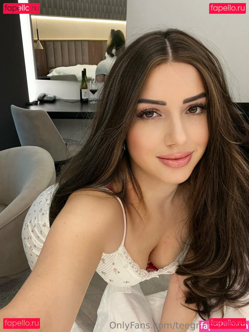 teegratheoracle Onlyfans Photo Gallery 