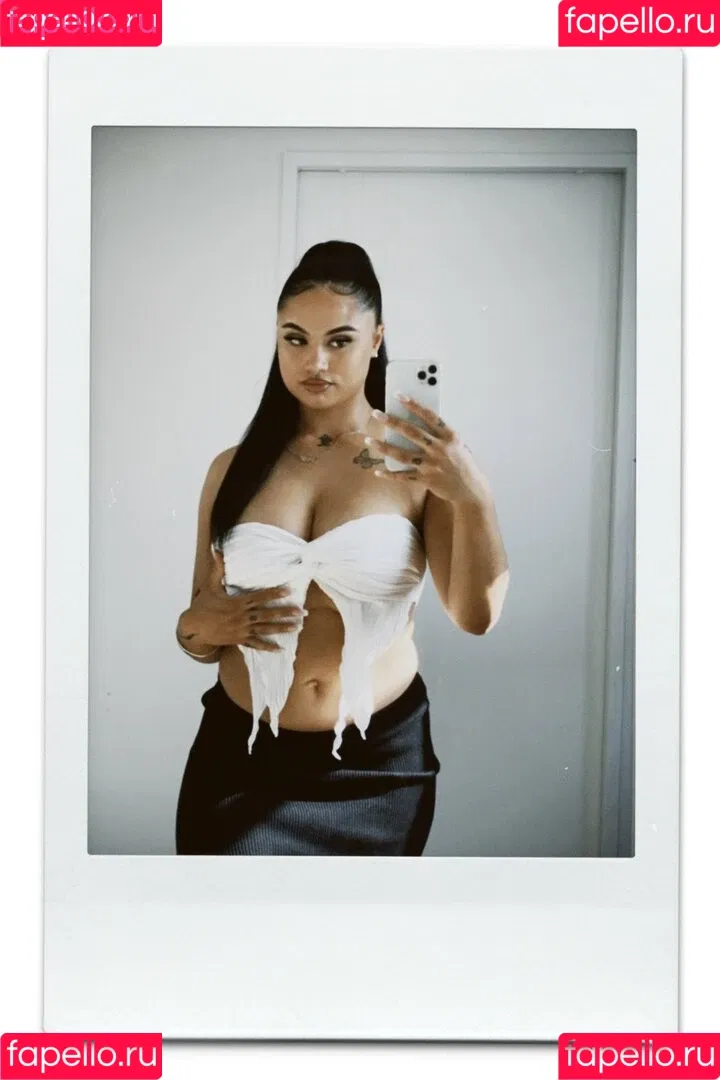 taylaraywhite Onlyfans Photo Gallery 