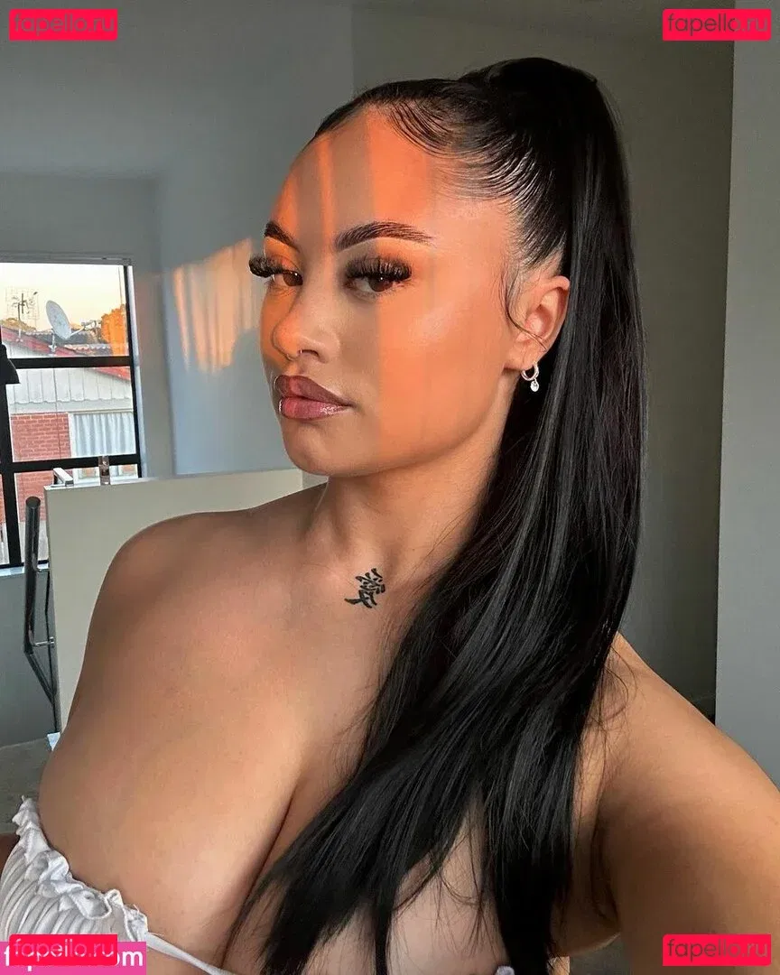 taylaraywhite Onlyfans Photo Gallery 