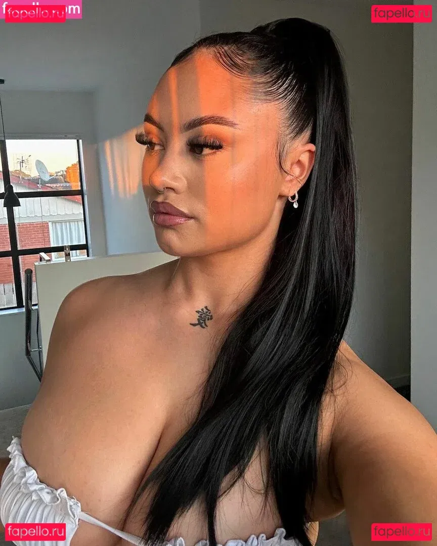 taylaraywhite Onlyfans Photo Gallery 