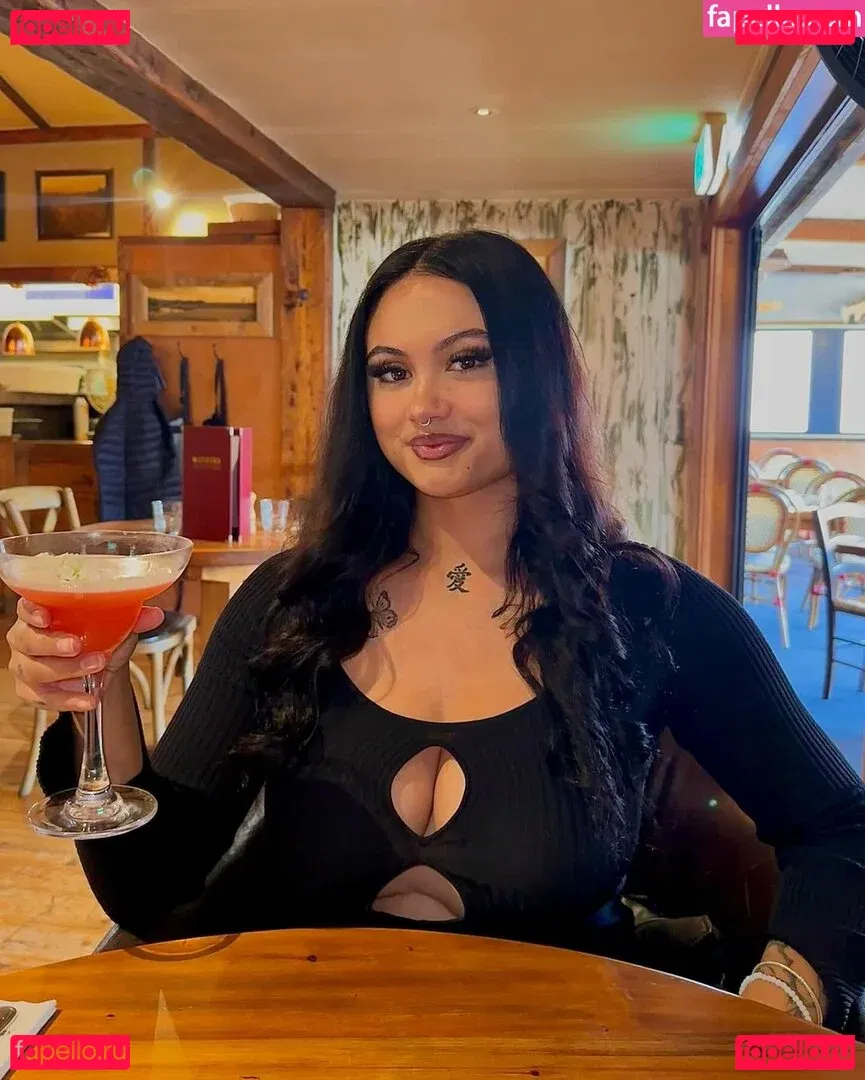 taylaraywhite Onlyfans Photo Gallery 