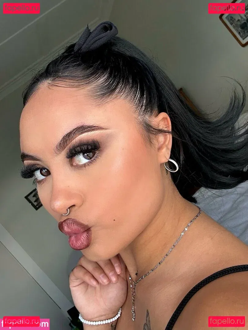 taylaraywhite Onlyfans Photo Gallery 