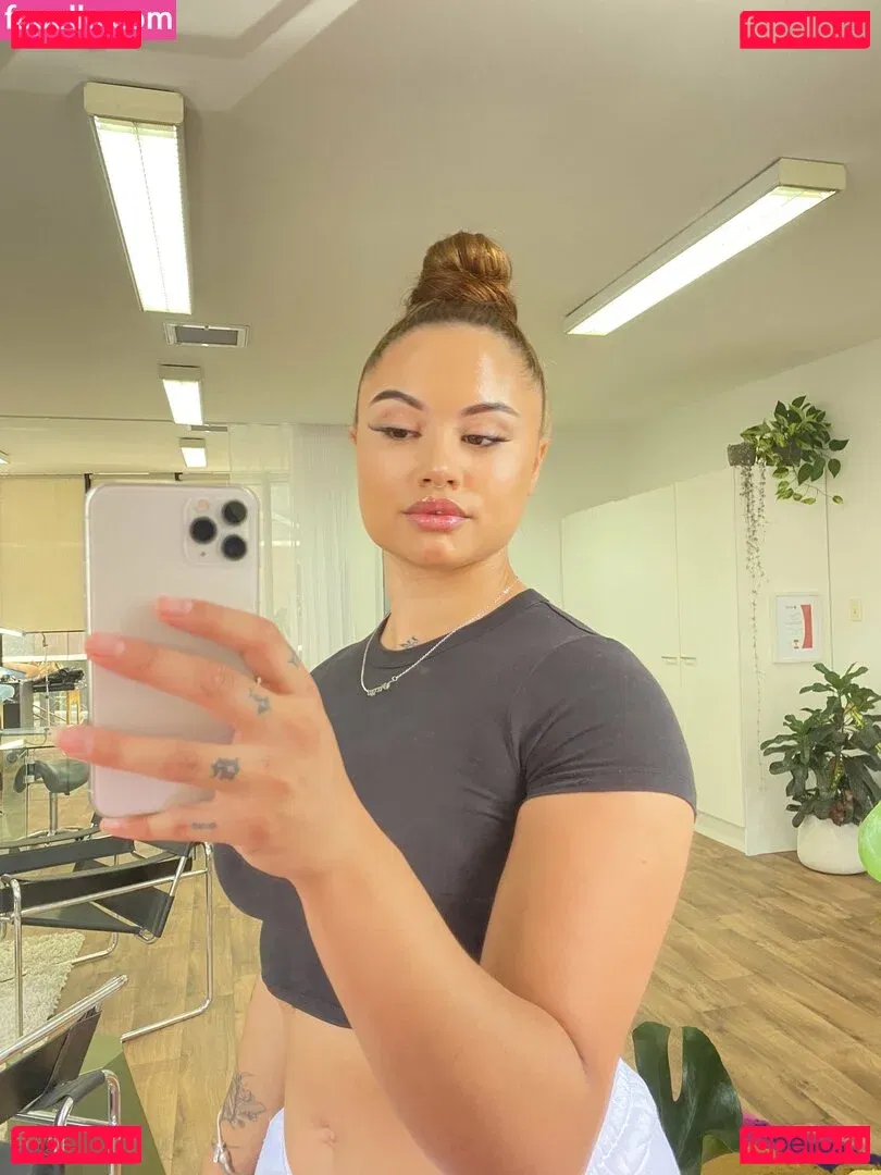 taylaraywhite Onlyfans Photo Gallery 