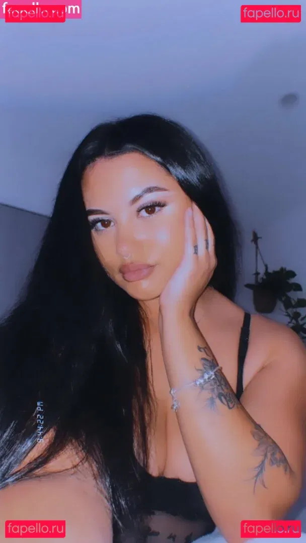 taylaraywhite Onlyfans Photo Gallery 