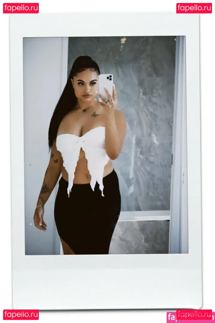 taylaraywhite Onlyfans Photo Gallery 