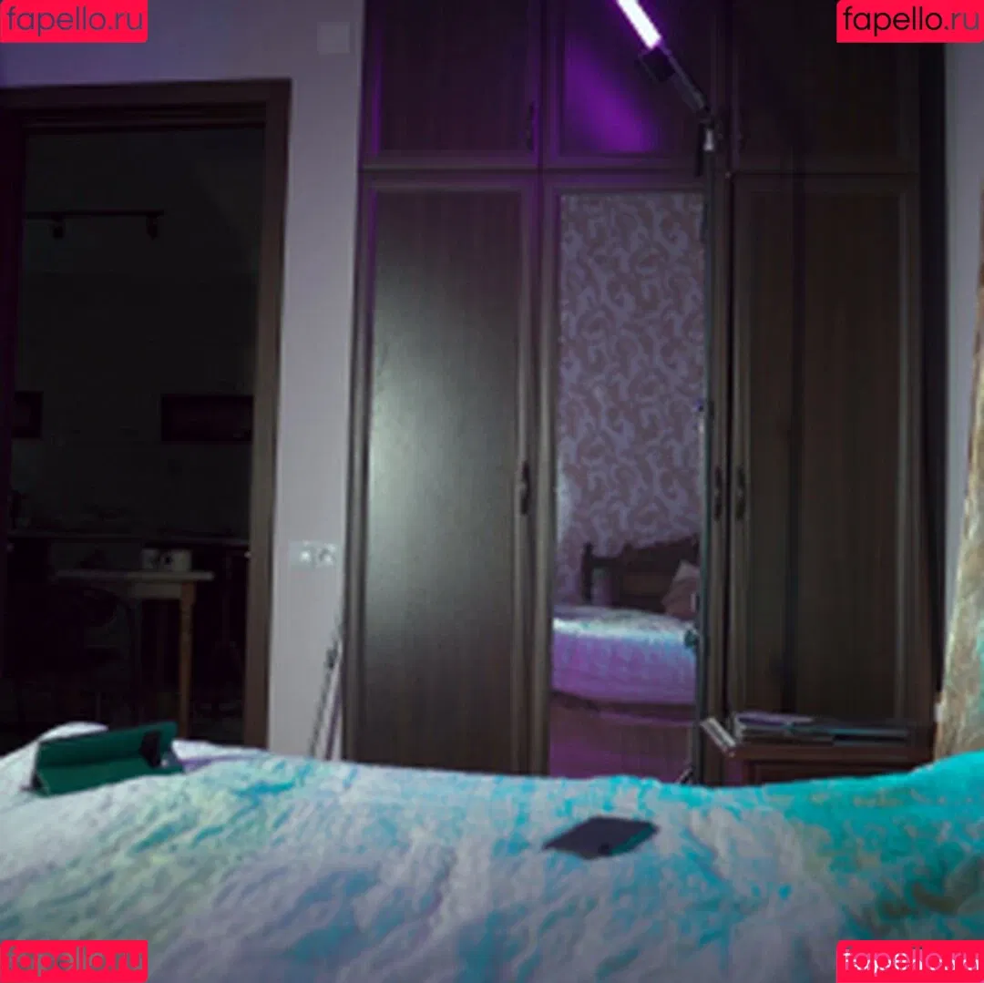 Kitty Cat Helza Onlyfans Photo Gallery 