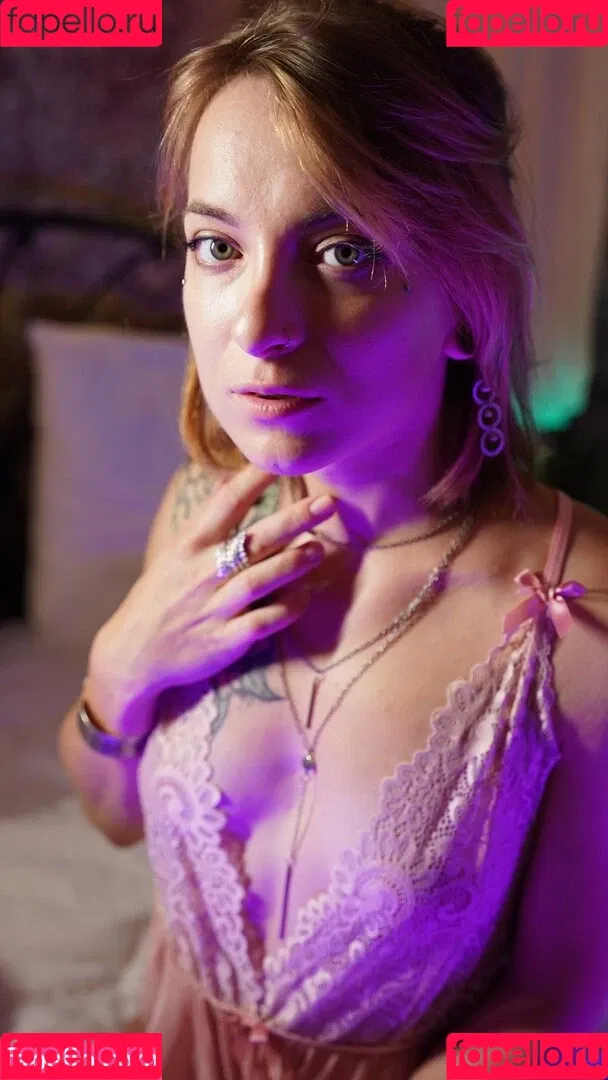 Kitty Cat Helza Onlyfans Photo Gallery 