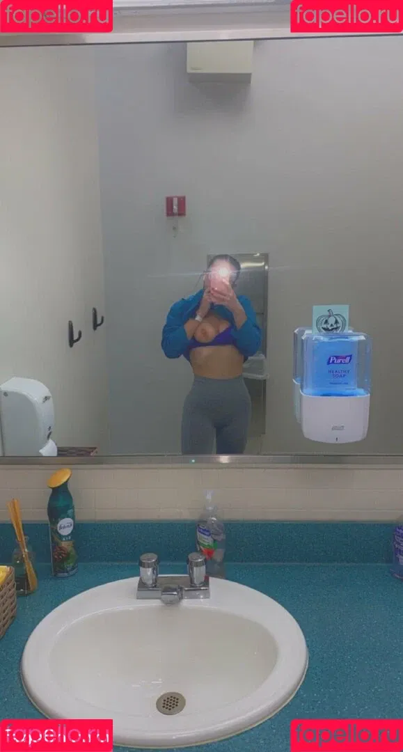 bbyblosssom Onlyfans Photo Gallery 