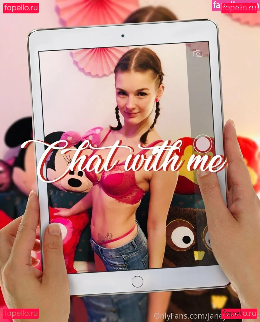 janeyslifepeek Onlyfans Photo Gallery 