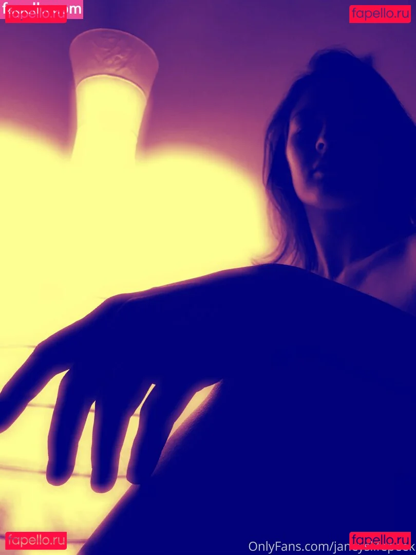 janeyslifepeek Onlyfans Photo Gallery 