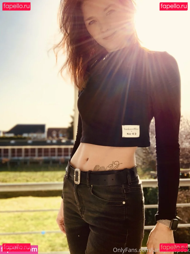 janeyslifepeek Onlyfans Photo Gallery 