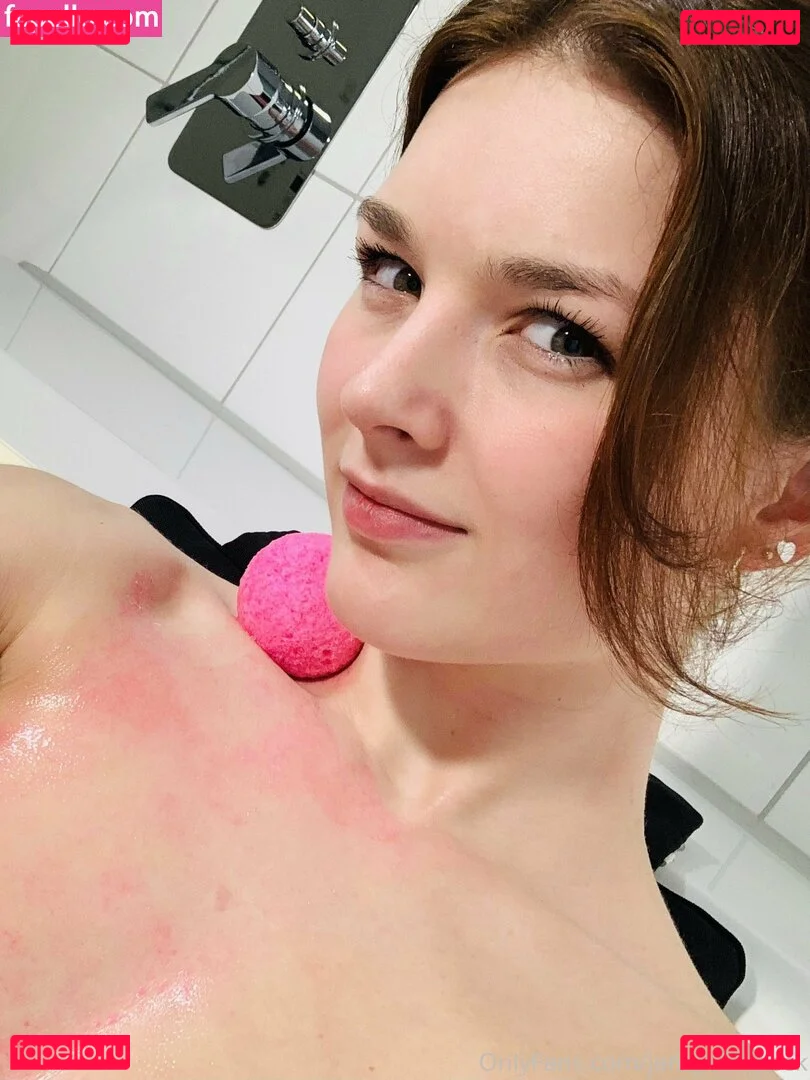 janeyslifepeek Onlyfans Photo Gallery 