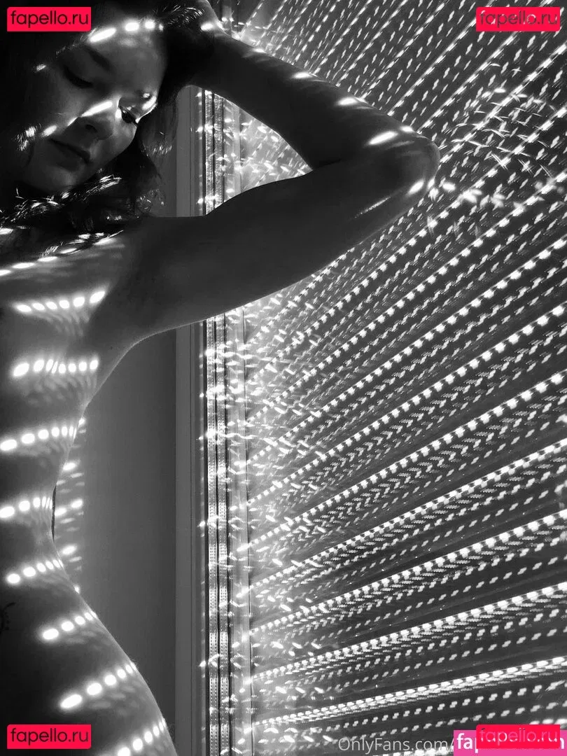 janeyslifepeek Onlyfans Photo Gallery 