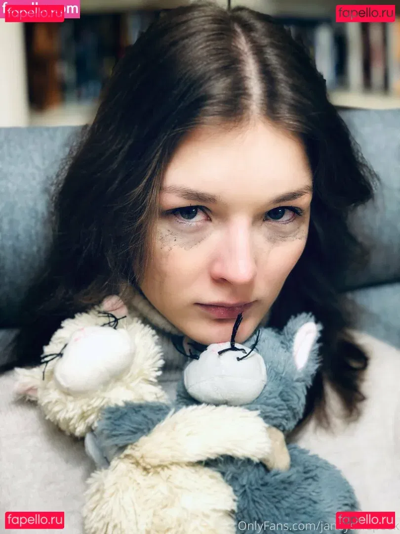 janeyslifepeek Onlyfans Photo Gallery 