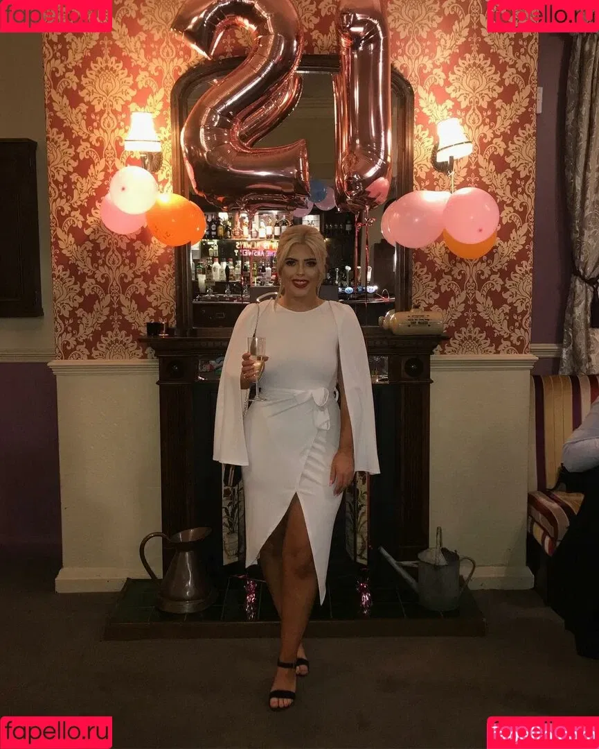 libbyrebecca Onlyfans Photo Gallery 