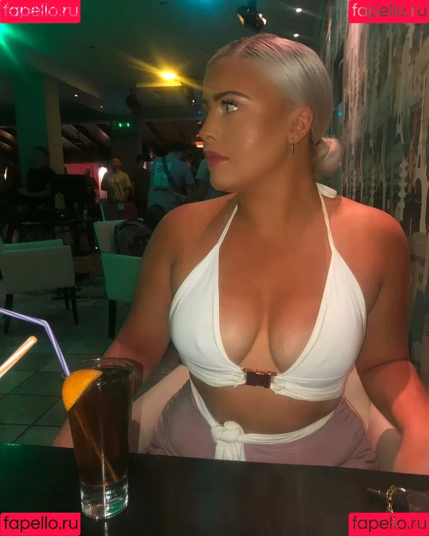 libbyrebecca Onlyfans Photo Gallery 