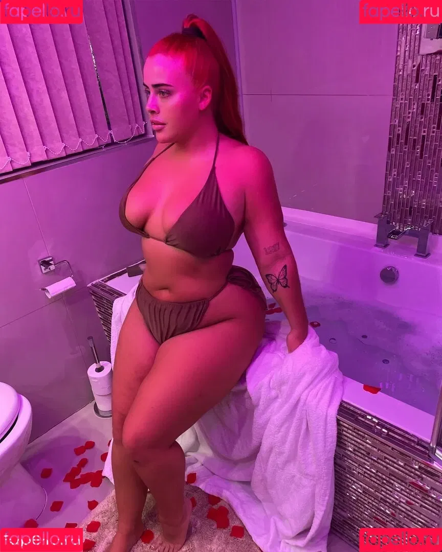 libbyrebecca Onlyfans Photo Gallery 